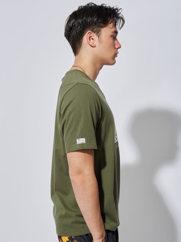 Men's WAVE OF CHANGE T-Shirt เสื้อยืดผู้ชาย สีเขียวโอลีฟ-33