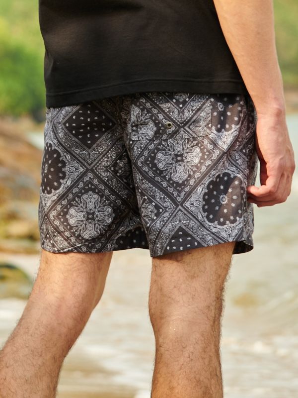 Men's Swimwear Broad Shorts - กางเกงขาสั้น ลายตาราง สี Black